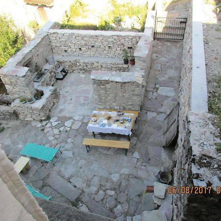 Viandanti, Artisti E Sognatori Panzió Comano  Kültér fotó